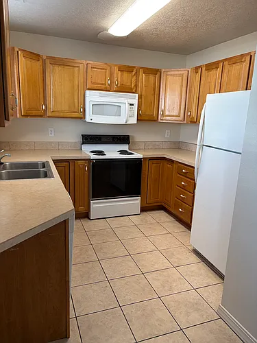 1178 McKinley Ave #A Photo 1