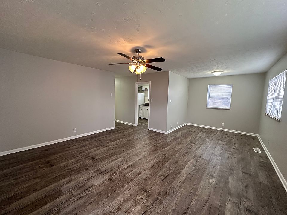 1st image of 802 E King St #6