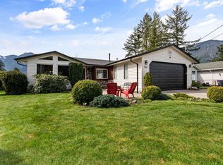 780 Olson Ave, Hope, BC V0X 1L4