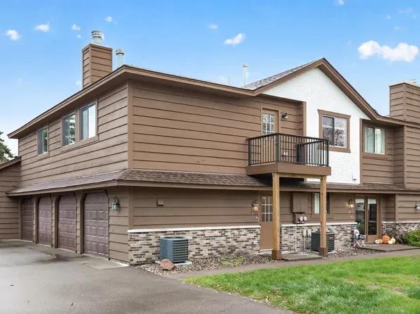 87 126th Ln NW, Coon Rapids, MN 55448