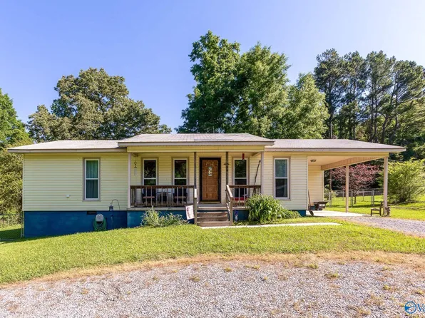 484 County Road 1272, Vinemont, AL 35179