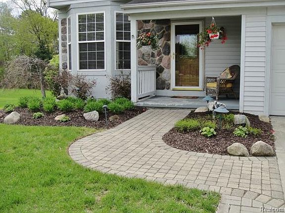 2nd image of 3492 Herrington Dr