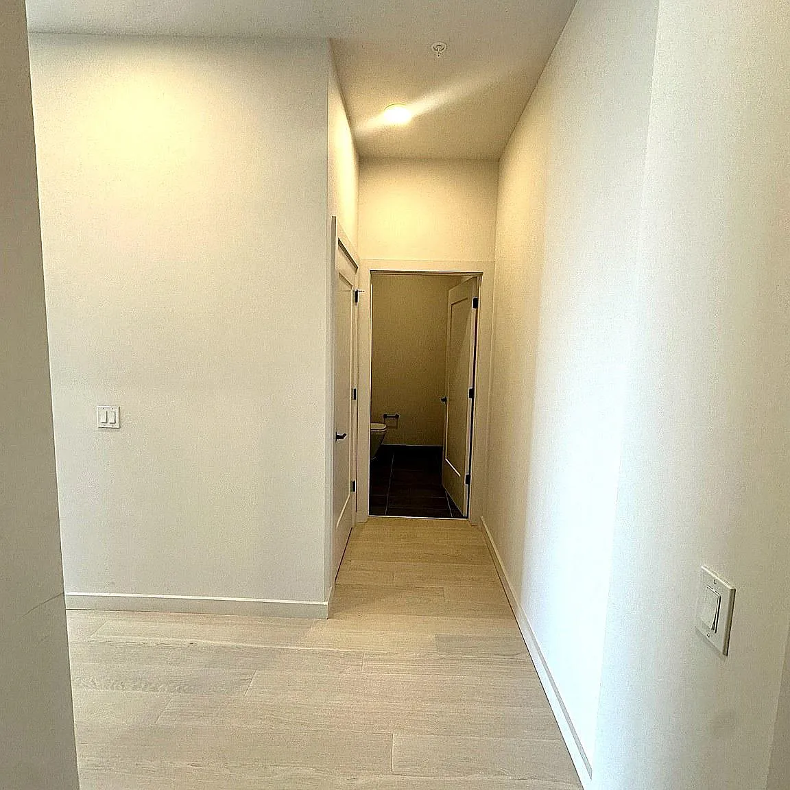 2 bed, 2.5 bath, 1456 sqft, $5,599 — Photo 3