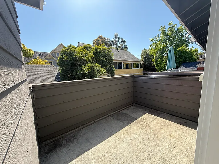 1334 Palm St #10 — Photo 14