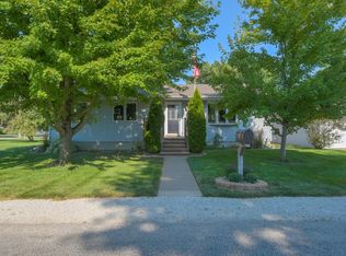 2008 Melvin Ave, Burlington, IA 52601