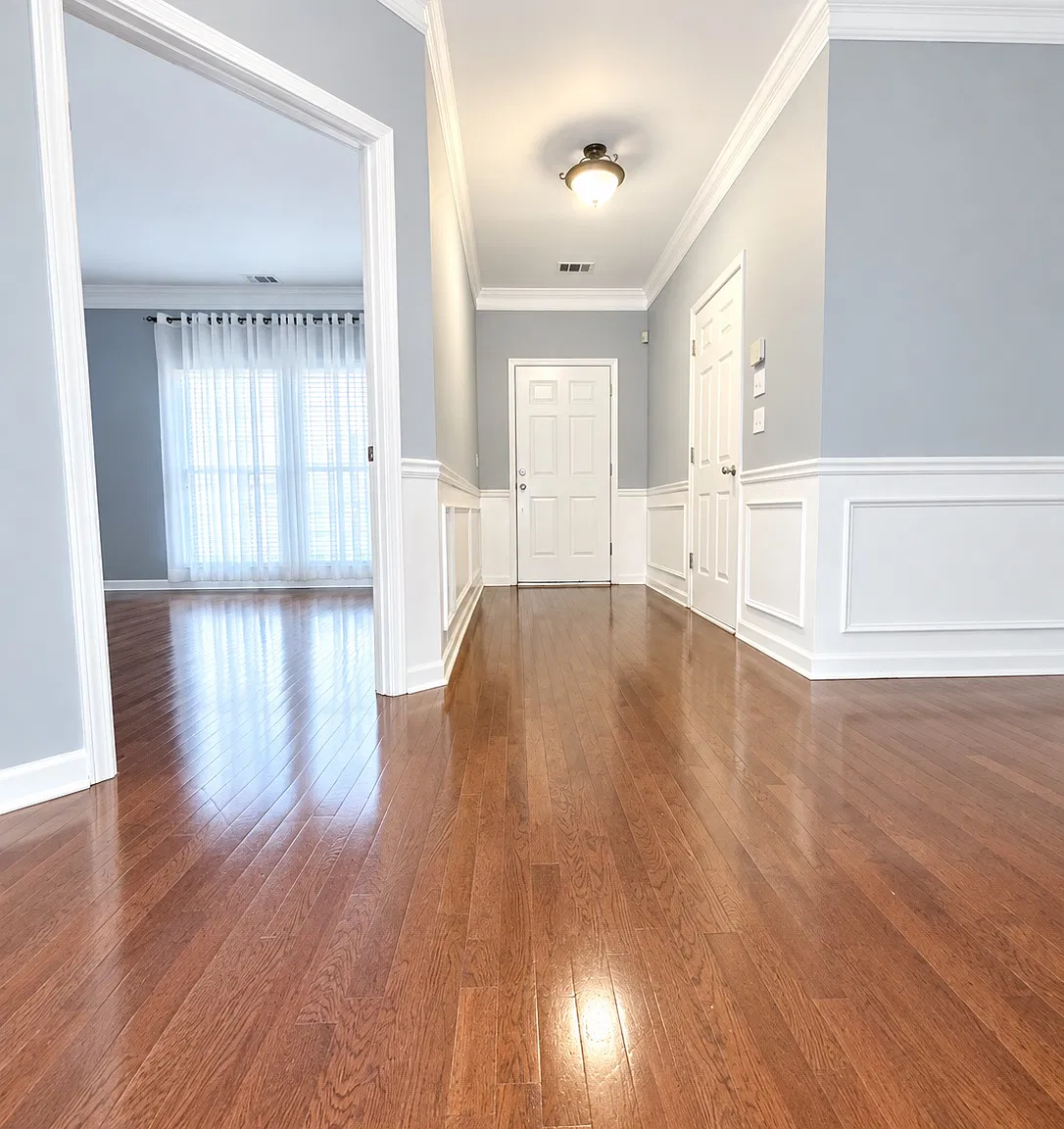 3 bed, 2.5 bath, 2136 sqft, $2,900 — Photo 3