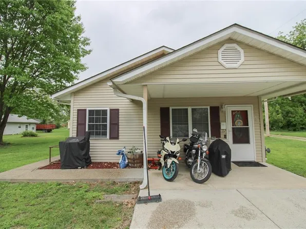303 N Depp Ave, Sedalia, MO 65301