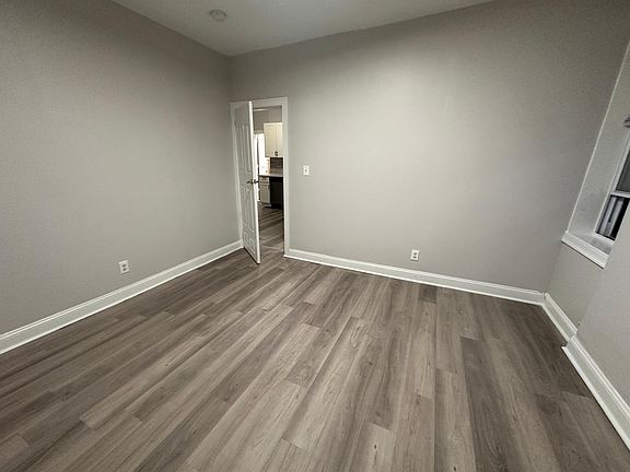 4th image of 5004-08 Palisade Ave #12A