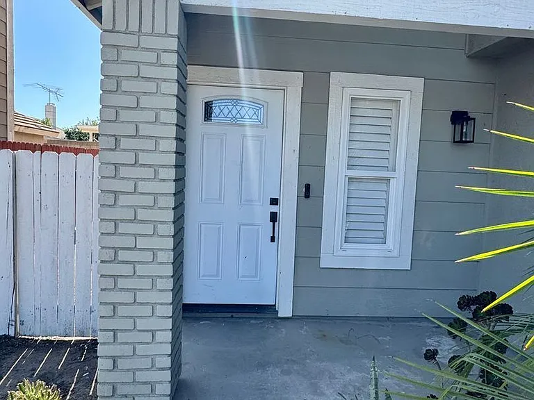 1351 N Christobal Ln — Photo 3
