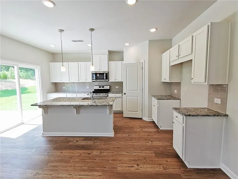 154 Green Love Ln — Photo 9