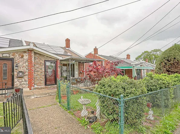 1062 N 28th St, Camden, NJ 08105