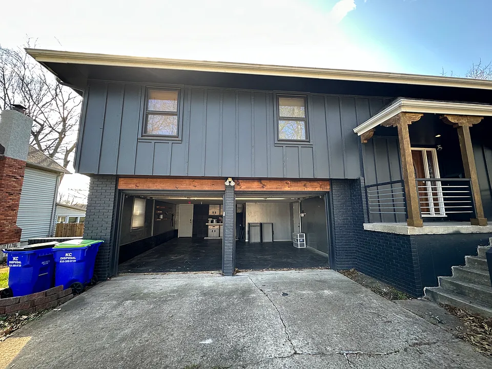 6505 E 129th Pl