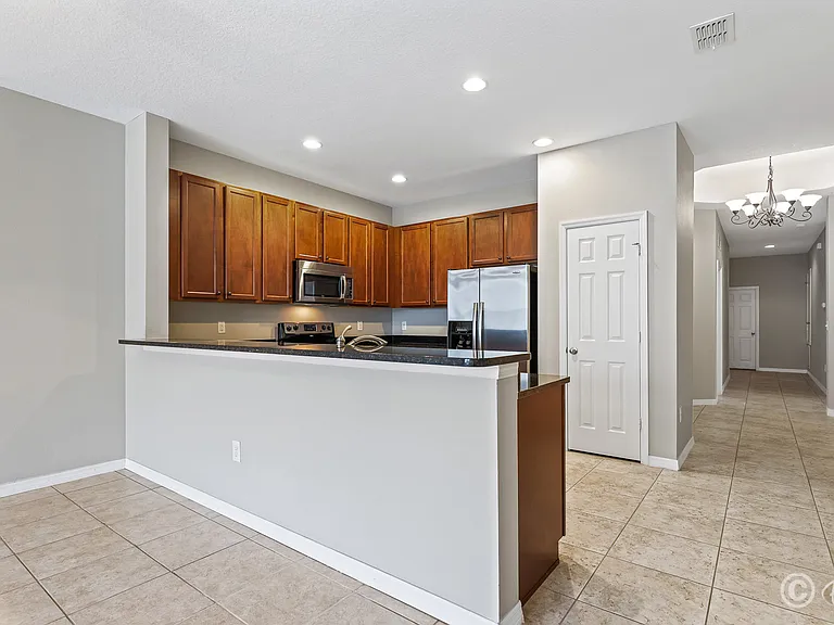 5221 Bannister Park Ln — Photo 6