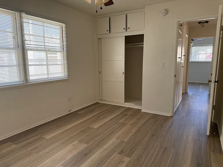 4545 Hazeltine Ave #101 — Photo 10