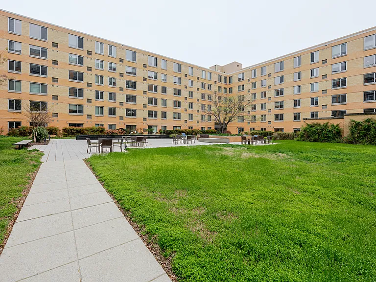 475 K St NW #809 — Photo 31