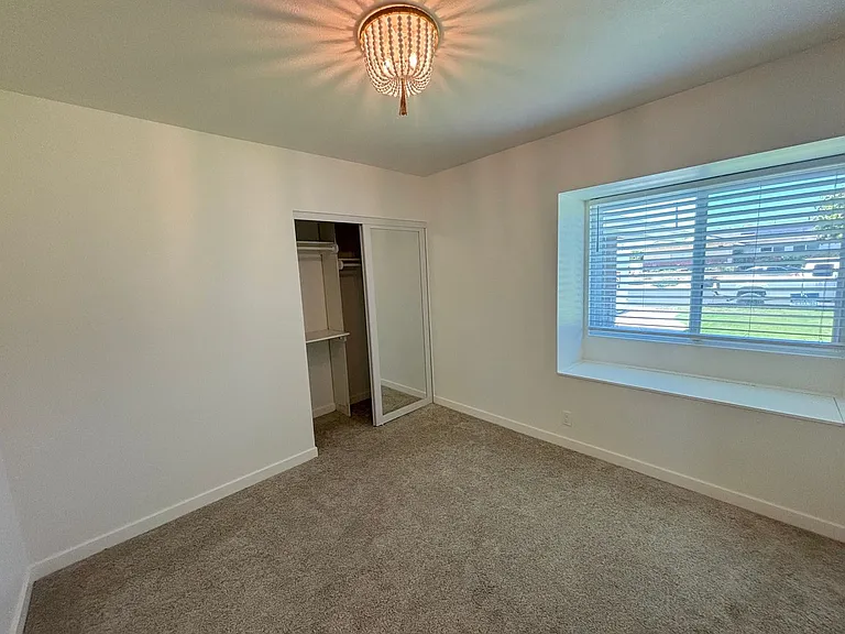 320 Buena Vista Ave — Photo 11