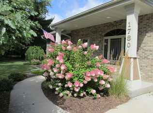 1780 Mapledale Rd, West Bend, WI 53090