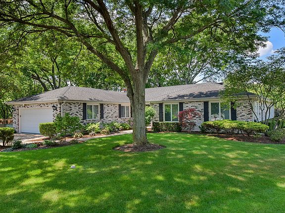 3rd image of 0N716 Herrick Dr