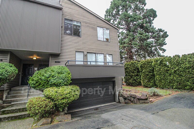 1st image of 9830 NE 137th St
