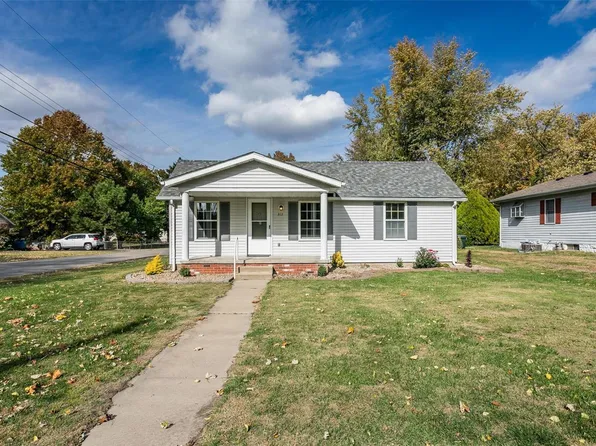 312 Tampa St, Godfrey, IL 62035