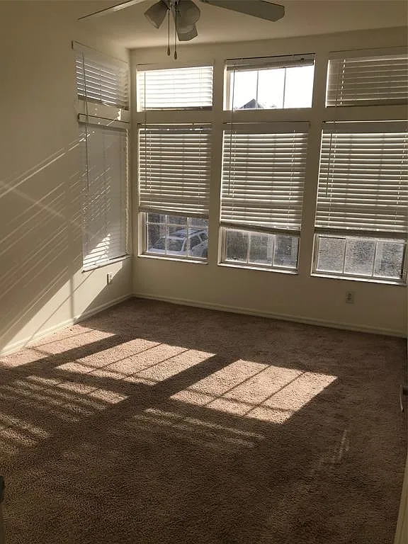 3 bed, 2.5 bath, 1282 sqft, $2,195 — Photo 3