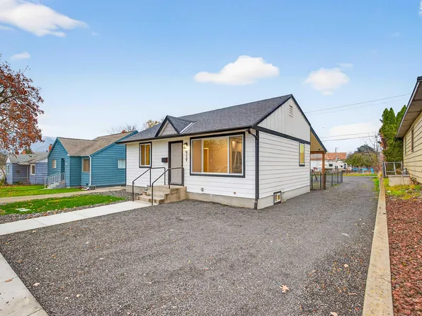 929 10th St, Clarkston, WA 99403