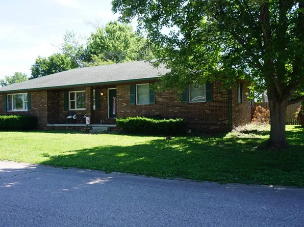 506 S Center St, Fort Branch, IN 47648