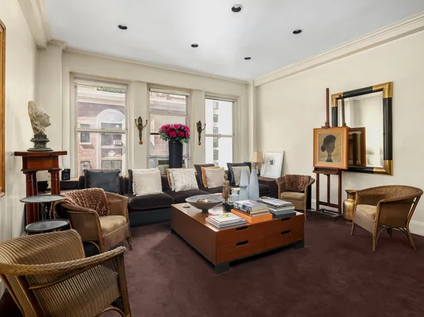 480 Park Avenue image 6 of 11