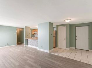 87 Sweetfern Ct, Marlton, NJ 08053