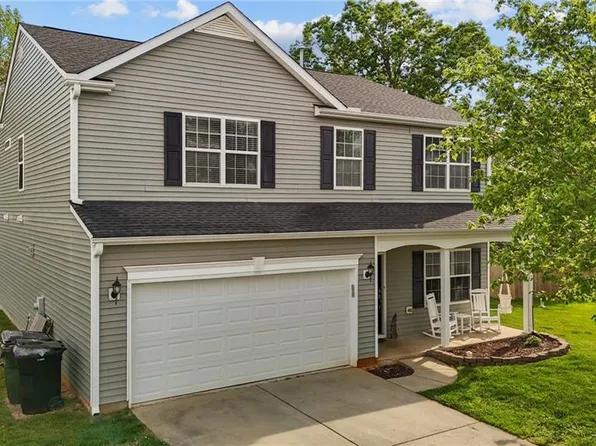 1302 Ingle Ct, Burlington, NC 27215