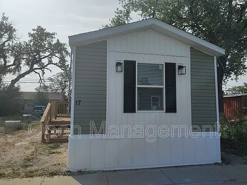 120 Terry Blvd Photo 1