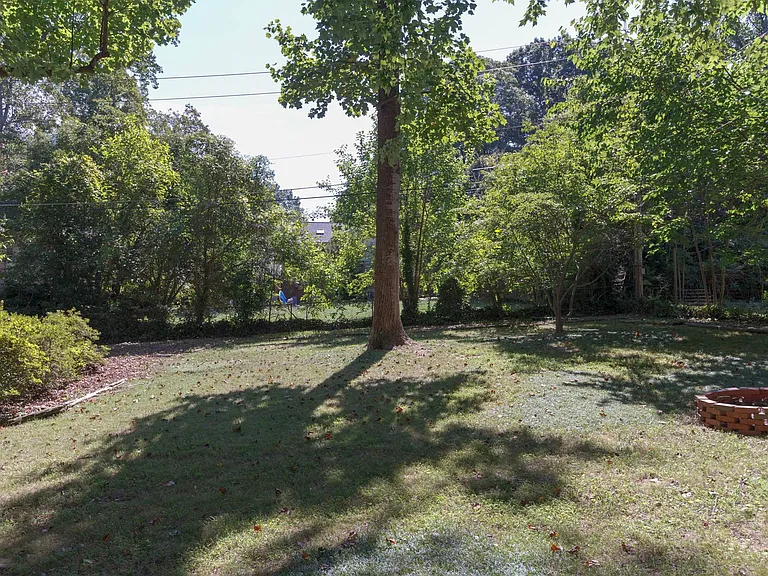 608 Candlewood Dr — Photo 29