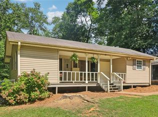 458 Hitchcock Rd, Dallas, GA 30157