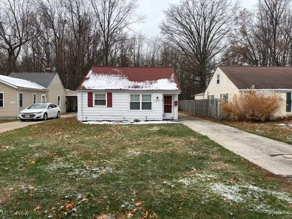 1278 Hulett Ave, Eastlake, OH 44095