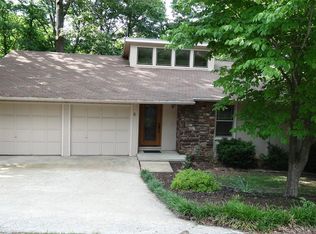 5 Stringer Ln, Bella Vista, AR 72715