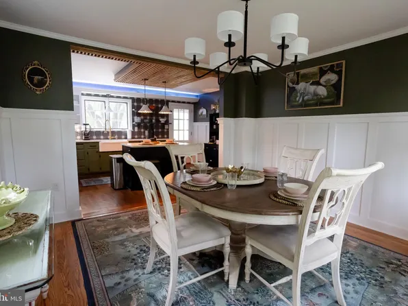 319 Pleasure Rd, Lancaster, PA 17601