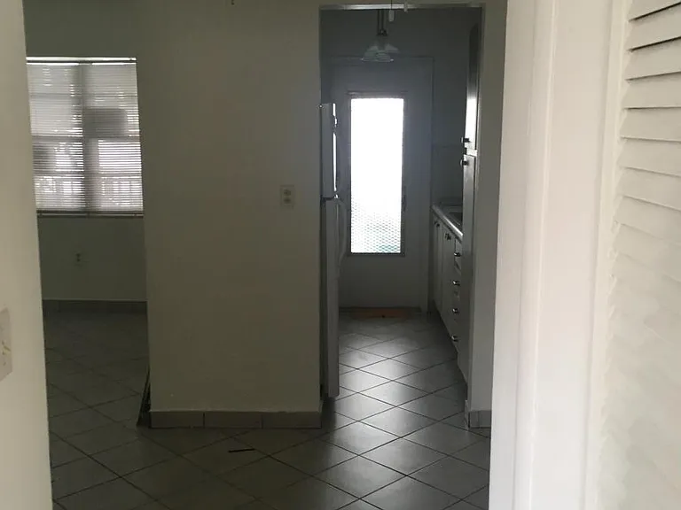 9140 Collins Ave #E — Photo 5