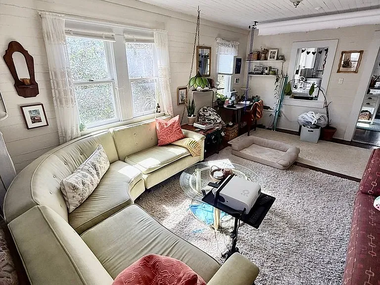 136 Easy St — Photo 3