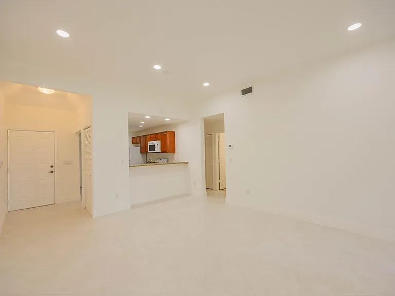 7520 La Paz Blvd #104 — Photo 18