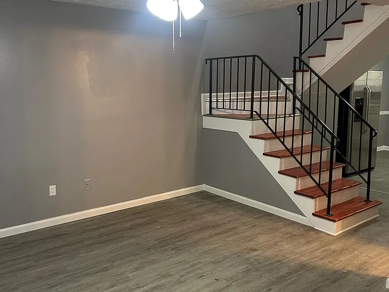 2713 Evans Mill Dr — Photo 4