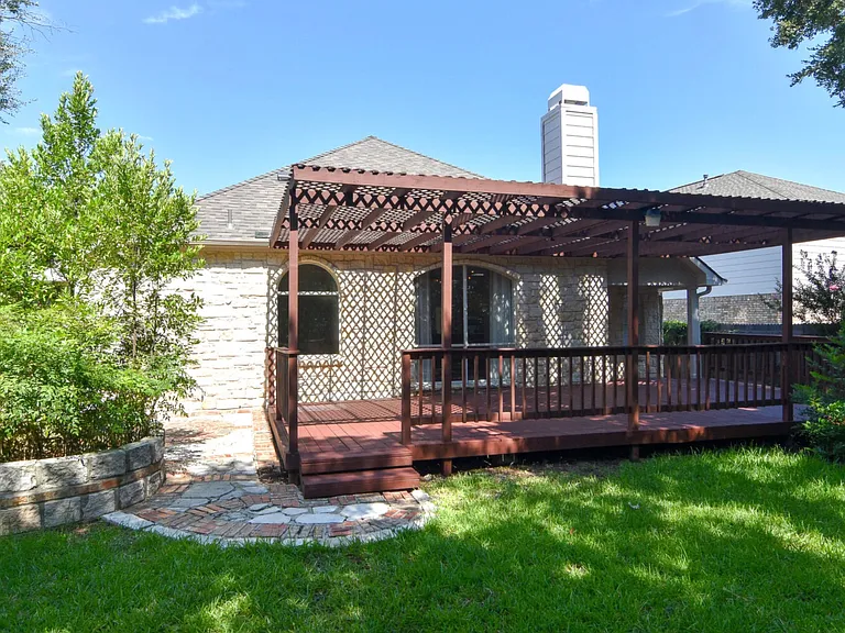 15001 Calaveras Dr — Photo 39