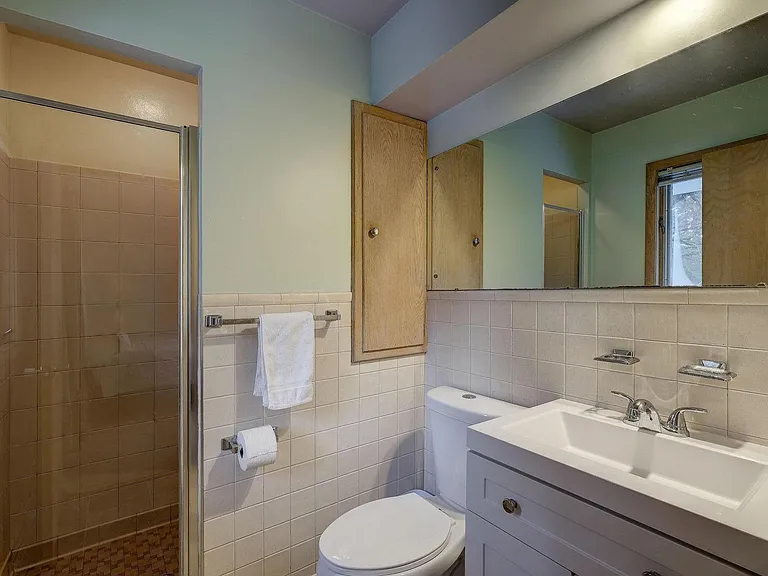 6311 Fir Tree Ave — Photo 9