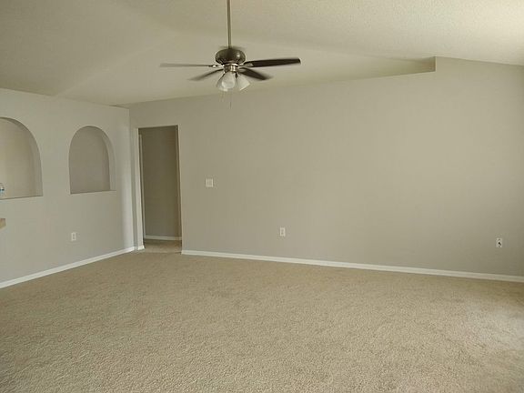 5th image of 632 NW Bayshore Blvd
