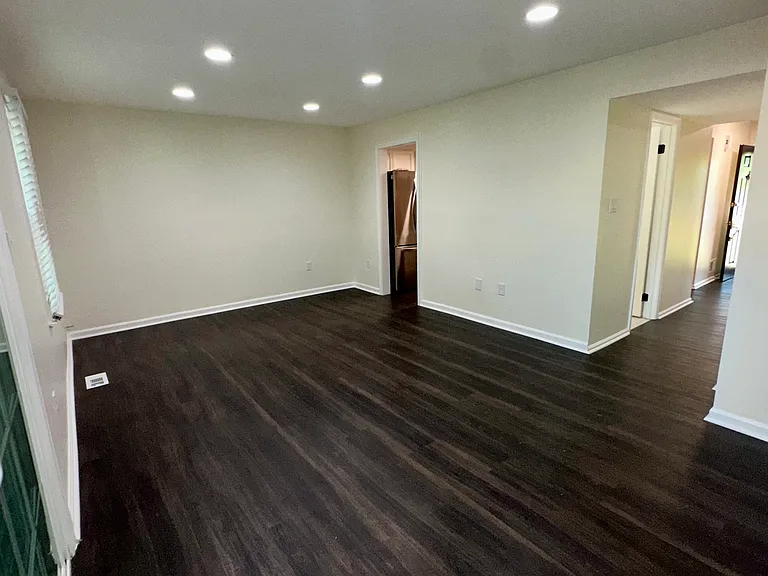 9073 Reynolds Pl — Photo 10