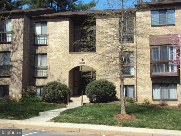 2064 Royal Fern Ct APT 29/12-B, Reston, VA 20191