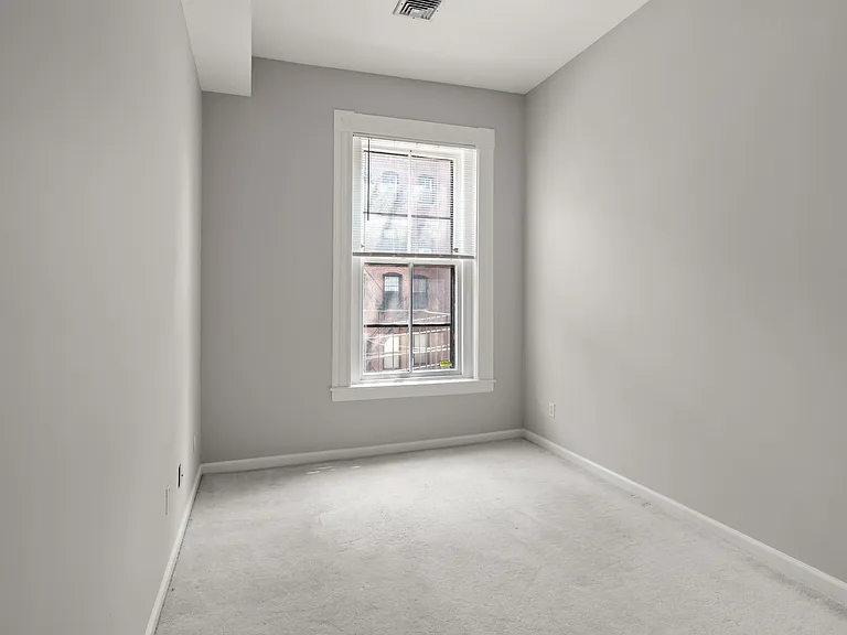 333 Beacon St #3 — Photo 11