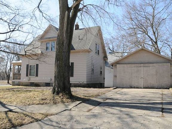 Grove street view concrete drive to 18x18 garage