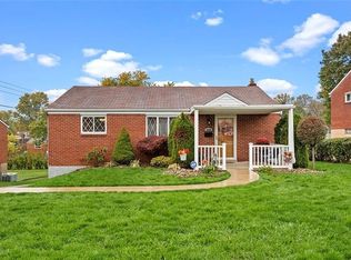 5348 Meadowcrest Rd, Pittsburgh, PA 15236