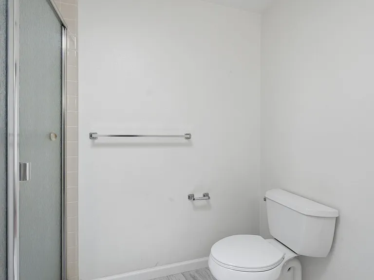 67 Wellington Ave — Photo 23