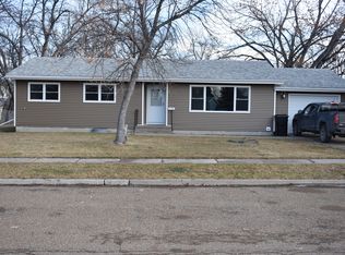 1122 E Osage Ave, Fort Peck, MT 59223